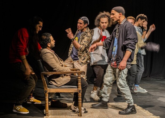 اجرای ۴۵ نمایش در ۲۰ تماشاخانه/ آرامشِ سالنهای تئاتر در استقبال قرن جدید www.haftgard.ir