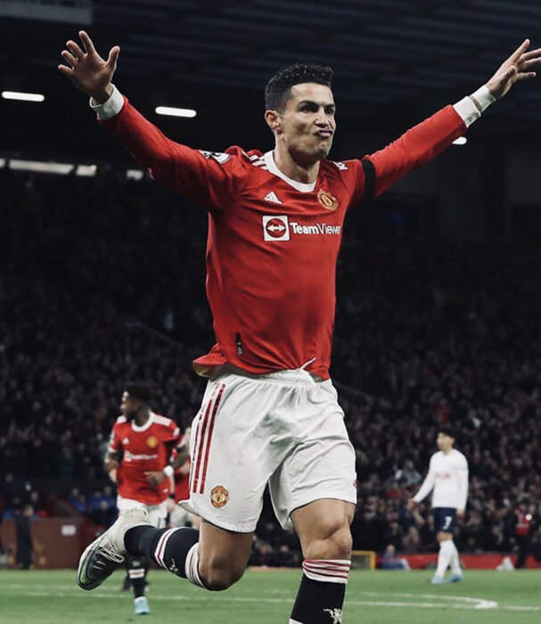 برتری شیاطین سرخ مقابل تاتنهام و این رونالدوِ تمام نشدنی 2