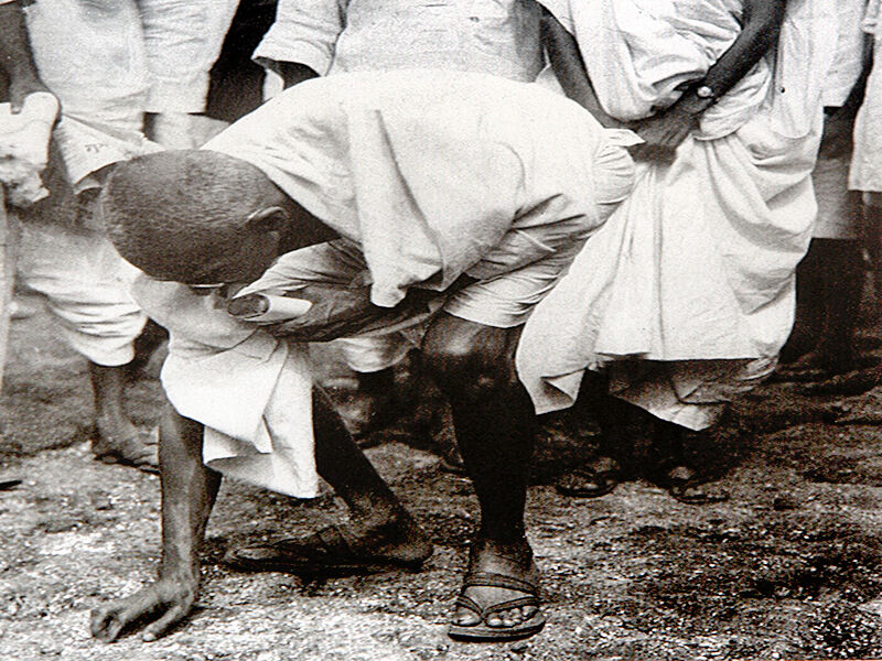 بنیانهای امپراتوری بریتانیا با مشتی نمک به لرزه افتاد بنیانهای امپراتوری بریتانیا با مشتی نمک به لرزه افتاد