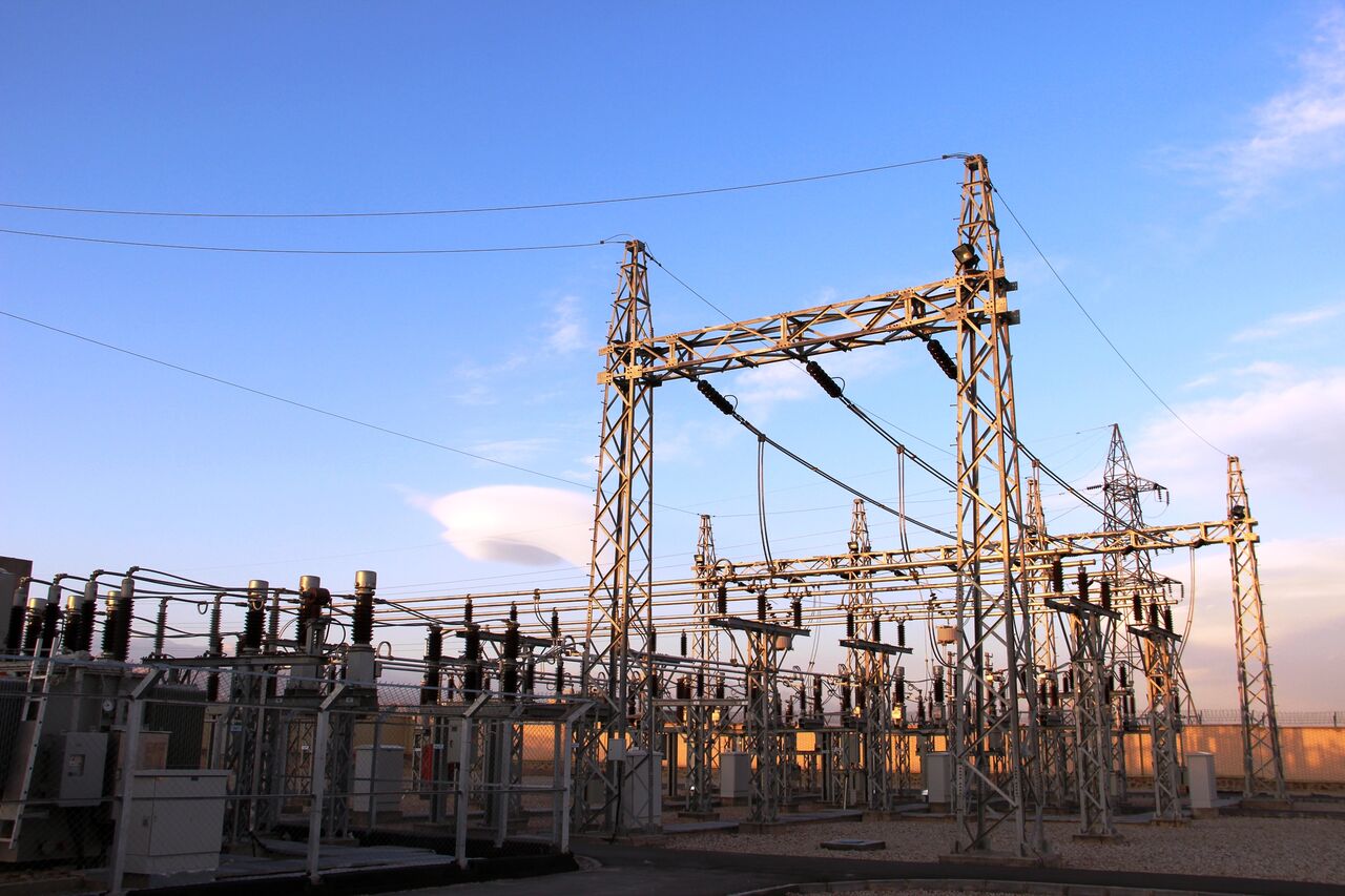 علت قطع برق بخش‌هایی از کرمان خروج پست فوق توزیع از مدار اعلام شد