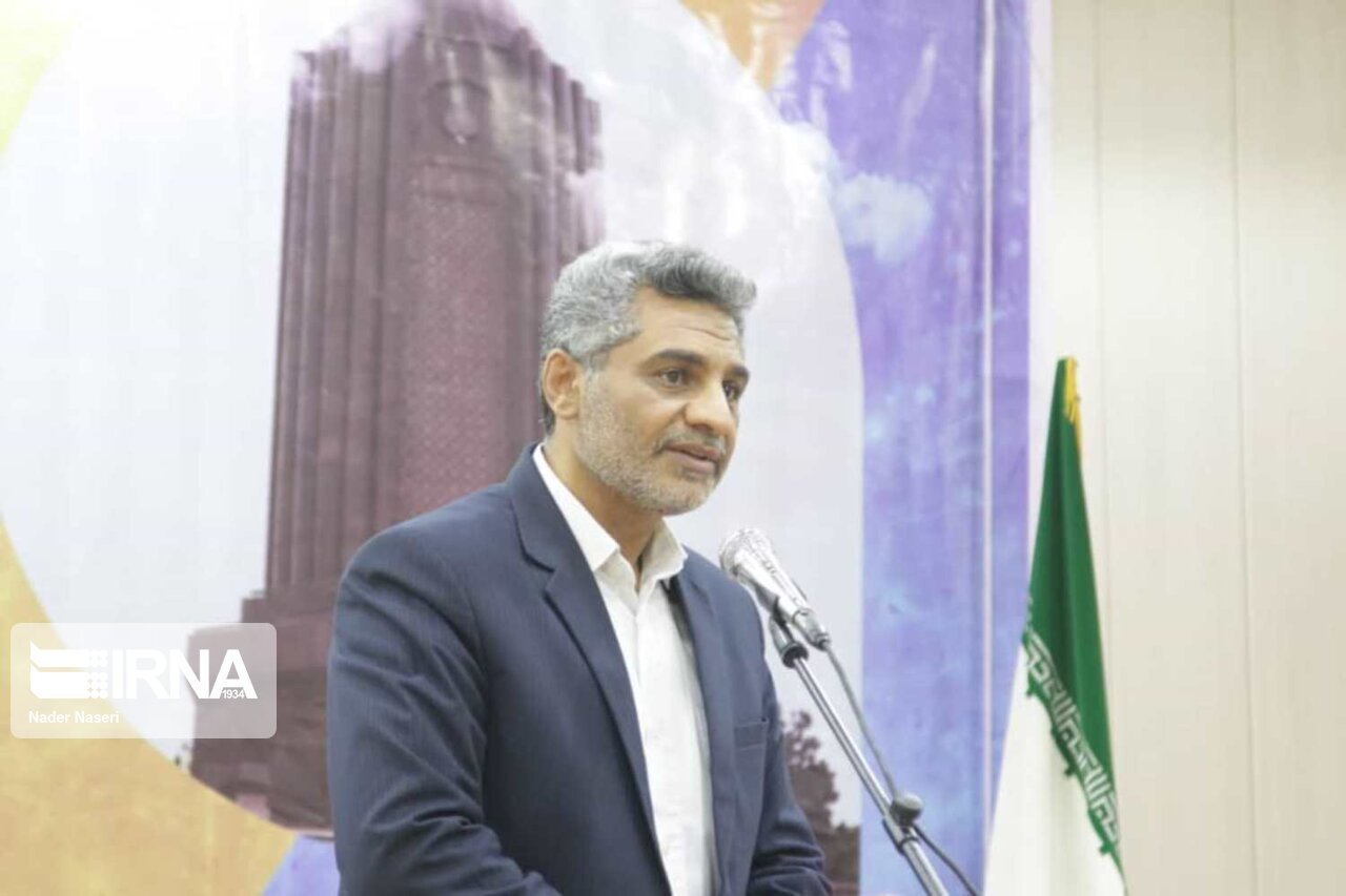 انجمن خط سوم بندرعباس بزرگداشت نظامی گنجوی را  برگزار کرد