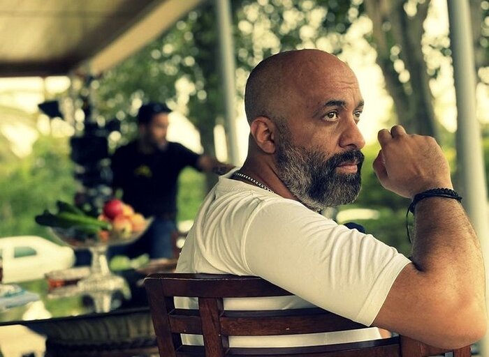 کمدی «زیرخاکی» امسال بیشتر شده است/ وقتی «فریبرز» سر از کاخ صدام درمیآورد!