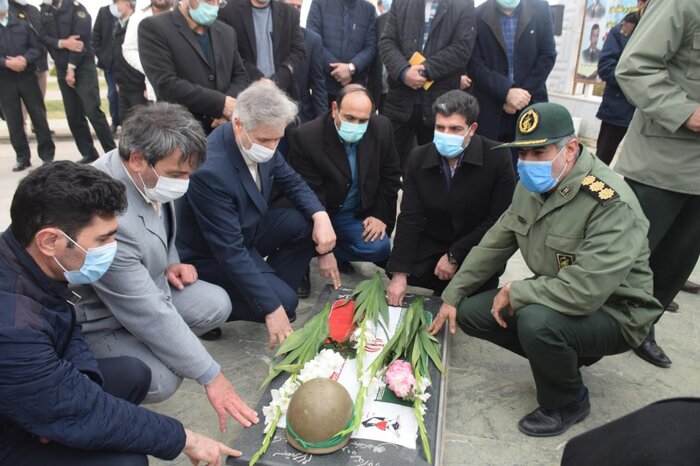 شهدا سند استقلال و آزادی جامعه اسلامی هستند