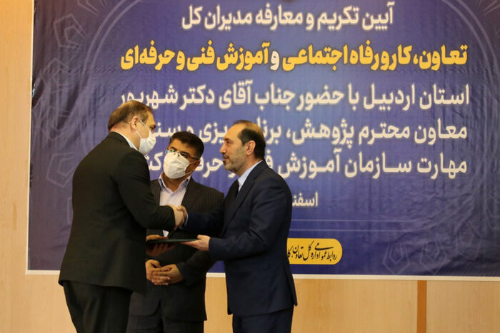 معاون سازمان آموزش فنی و حرفهای: ۳ میلیون نفر در کشور بیکار مطلق هستند