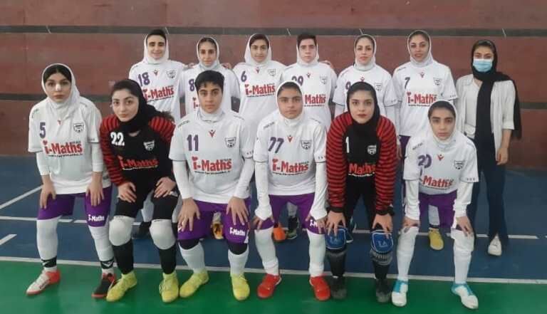 تیم کاروتک قهرمان مسابقات فوتسال بانوان شیراز شد تیم کاروتک قهرمان مسابقات فوتسال بانوان شیراز شد
