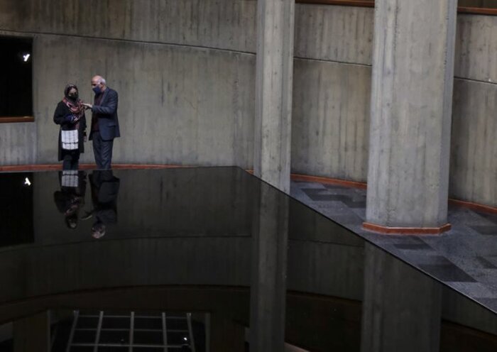 پررنگ کردن اتفاق موزه، عظمت برگزاری بزرگداشت حکیم نظامی را به حاشیه میبرد