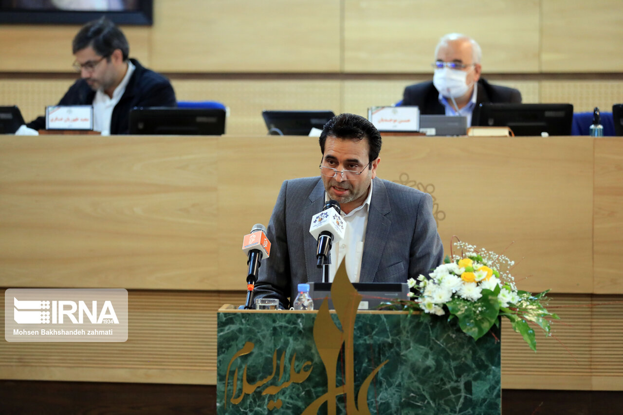 عضو شورای شهر مشهد:مدیریت این شهر عزمی برای تکمیل طرحهای نیمه تمام ندارد