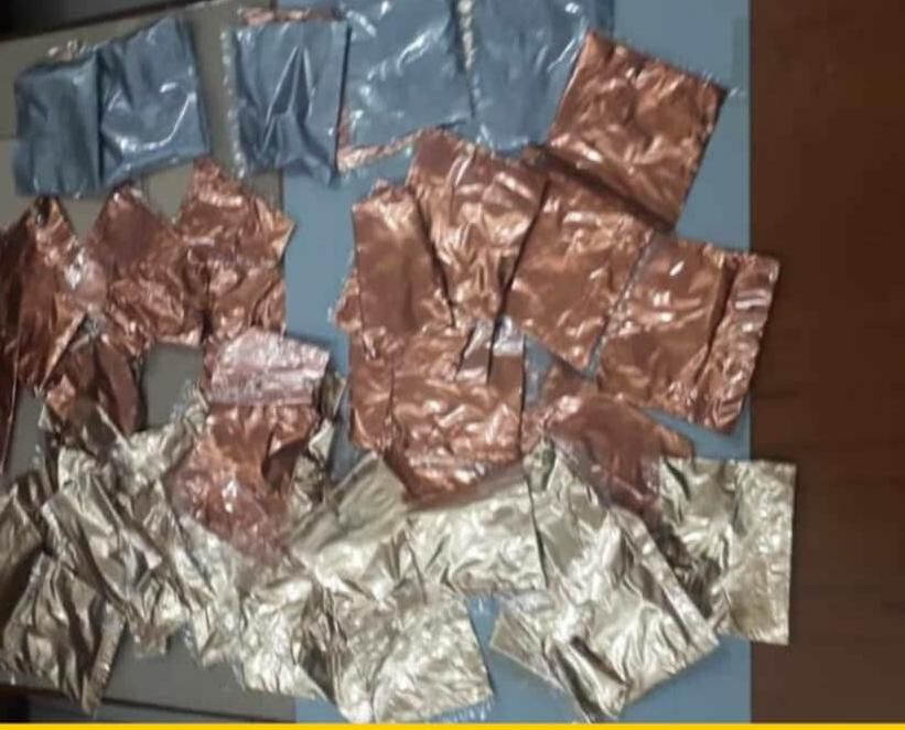 ۳۰ کیلوگرم مواد اولیه ترقه در فسا کشف شد ۳۰ کیلوگرم مواد اولیه ترقه در فسا کشف شد