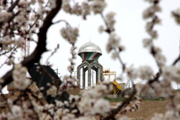 Spring blossoms of trees in Boroujerd, Loerstan Province