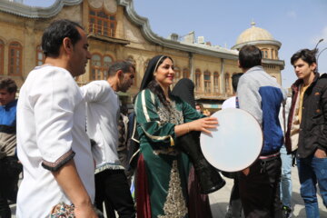 آیین جشن نوروز در پیاده راه بوعلی، اکباتان و امام خمینی(ره) همدان