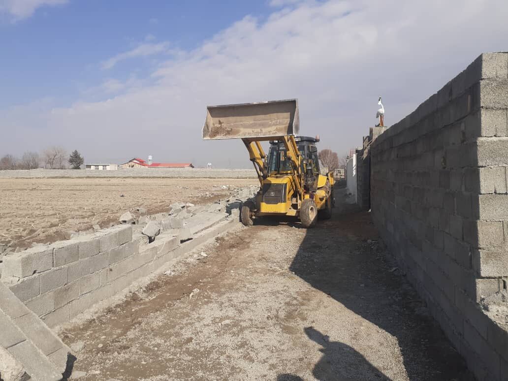 ۱۷۰ هکتار از اراضی تغییر کاربری یافته عرب آباد چهارباغ آزاد سازی شد  ۱۷۰ هکتار از اراضی تغییر کاربری یافته عرب آباد چهارباغ آزاد سازی شد
