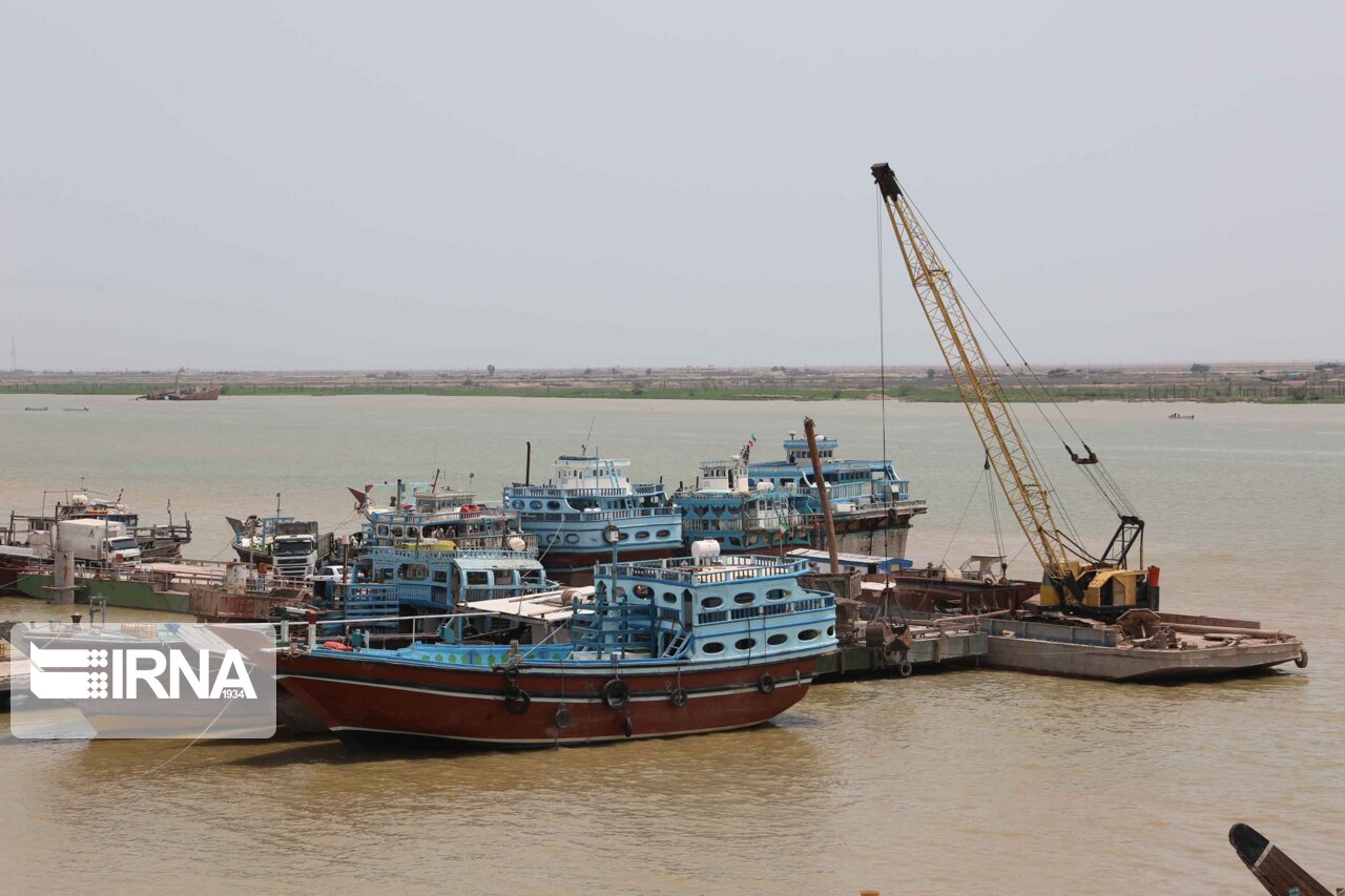 نخستین محموله از بازارچه مرزی اروندکنار صادر شد