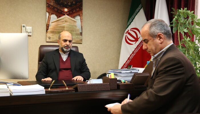 وزارت فرهنگ و ارشاد اسلامی همه جانبه از رضا رویگری حمایت میکند/توصیه پزشکان حضور در آسایشگاه بود