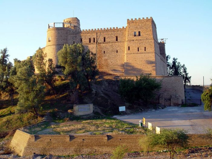 موریانه، قلعه‌ شوش را تهدید می‌کند
