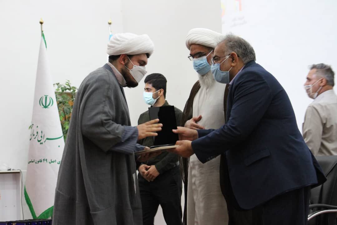 امام جمعه بوشهر: محرومیت‌ زدایی از اهداف مهم گروه‌های جهادی است