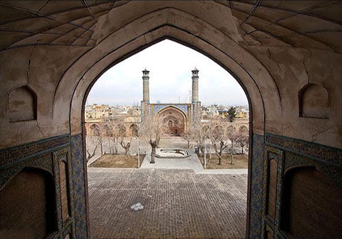 مسجد جامع عتیق قزوین، گنجینه‌ای به یادگار مانده از اوایل دوره اسلامی 