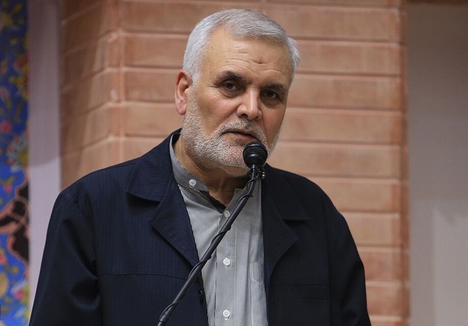 مفاخر خوزستان به نسل جوان معرفی شود