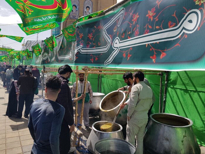 آش نذری برای بیش از ۲۶ هزار کرمانشاهی پخت و توزیع شد