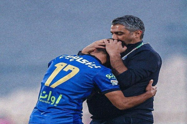 بازهم بدون جام اما امیدوار به سال جدید؛ یک امتیاز کمتر از پرسپولیس و آقای گلی یامگا