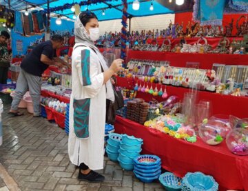 伊朗全国各地欢度诺鲁兹节