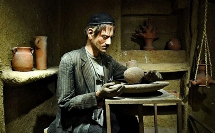 گنجینه ۷۰ ساله رشت و آثار پدر نقاشی مدرن گیلان