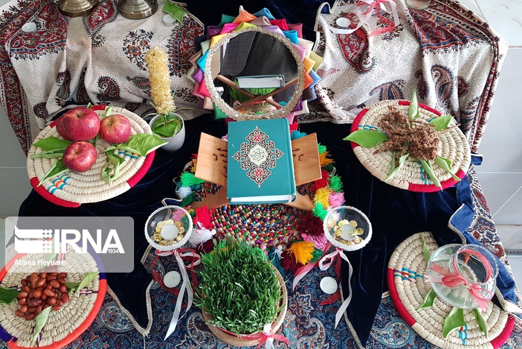 نگاهی به آیینهای ویژه نوروزی در شهرستان فیروزآباد فارس نگاهی به آیینهای ویژه نوروزی در شهرستان فیروزآباد فارس
