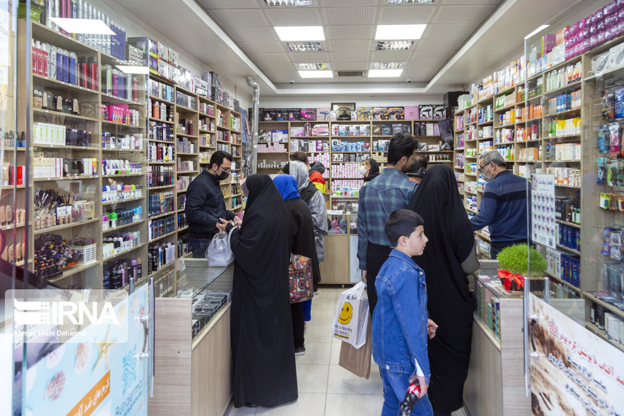 مدیرکل تعزیرات خوزستان: درج نکردن قیمت بر روی کالا تخلف محسوب می‌شود