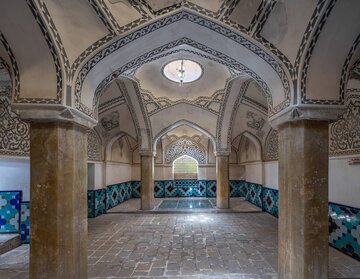 حمام مجموعه جهانی باغ فین کاشان در ایام نوروز تعطیل است