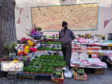 Iran : miroir de printemps sur le marché de Tajrish à Téhéran