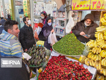 Iran : miroir de printemps sur le marché de Tajrish à Téhéran