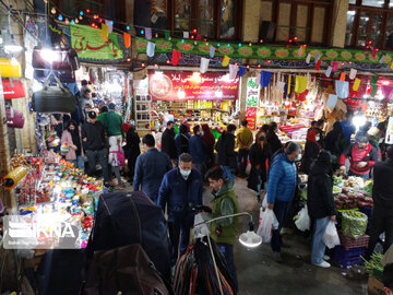 Iran : miroir de printemps sur le marché de Tajrish à Téhéran