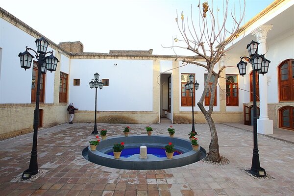 تهرانگردی در قرن جدید/ قدم به قدم مرور تاریخ در دل تهران قدیم