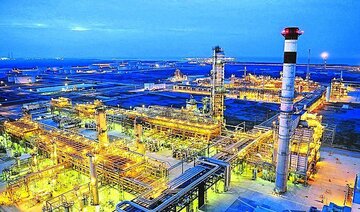 L'Arabie saoudite reconnaît la réduction de la production de pétrole