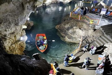۲۰۰ هزار گردشگر از غار آبی سهولان مهاباد بازدید کردند