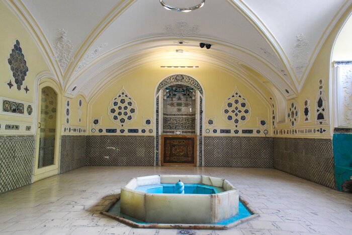 موزه مقدم؛ یادگاری از استاد دانشگاه تهران و همسر فرانسوی‌اش