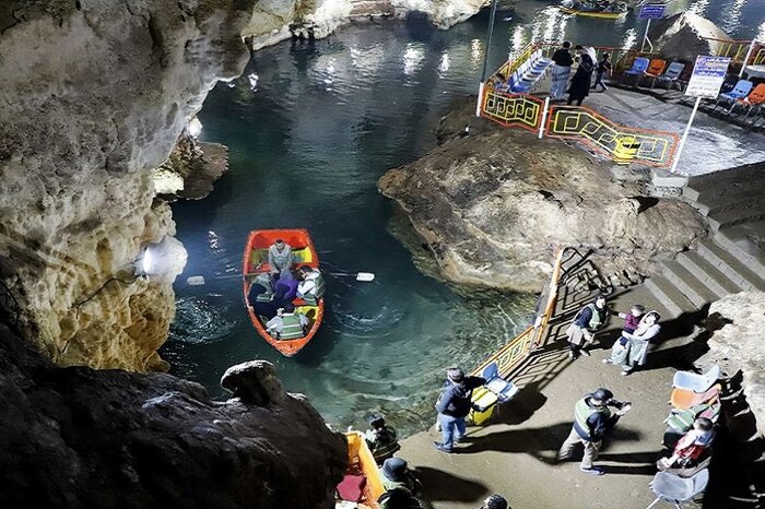 ۱۶۵ هزار گردشگر از غار آبی تاریخی سهولان در مهاباد بازدید کردند