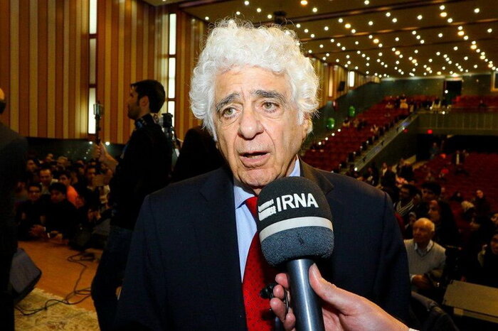 لوریس چکناواریان: غم؛ اهریمنیست، شاد باشیم