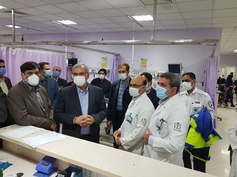 وزیر بهداشت:مشهد با کمبود تخت بیمارستانی مواجه است 