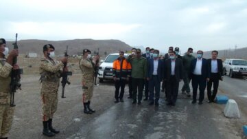 سفر استاندار کرمانشاه به شهرستان گیلانغرب و حضور در مرز سومار و دیدار با مرزبانان غیور در دومین روز از نوروز ۱۴۰۱