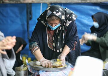 استقبال مسافران نوروزی از نمایشگاه بهار مالگه خرم‌آباد