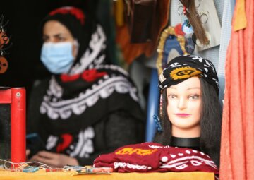 استقبال مسافران نوروزی از نمایشگاه بهار مالگه خرم‌آباد