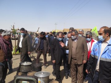 بازدید استاندار سمنان از روند خدمات رسانی به مسافران نوروزی در شرق استان