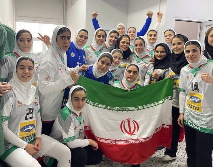 بهادری جهرمی: بانوان هندبالیست با کسب مدال طلا مایه شادی و عزت ملت شدند