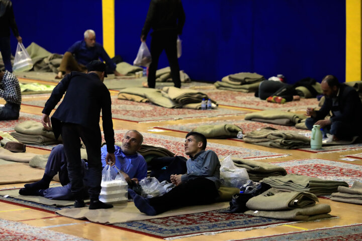 نوروز و ازدحام مسافر در شهرهای گردشگرپذیر