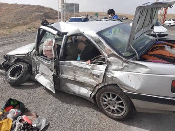 حادثه رانندگی در جاده بروجرد به اشترینان ۲ کشته و سه مصدوم بر جا گذاشت