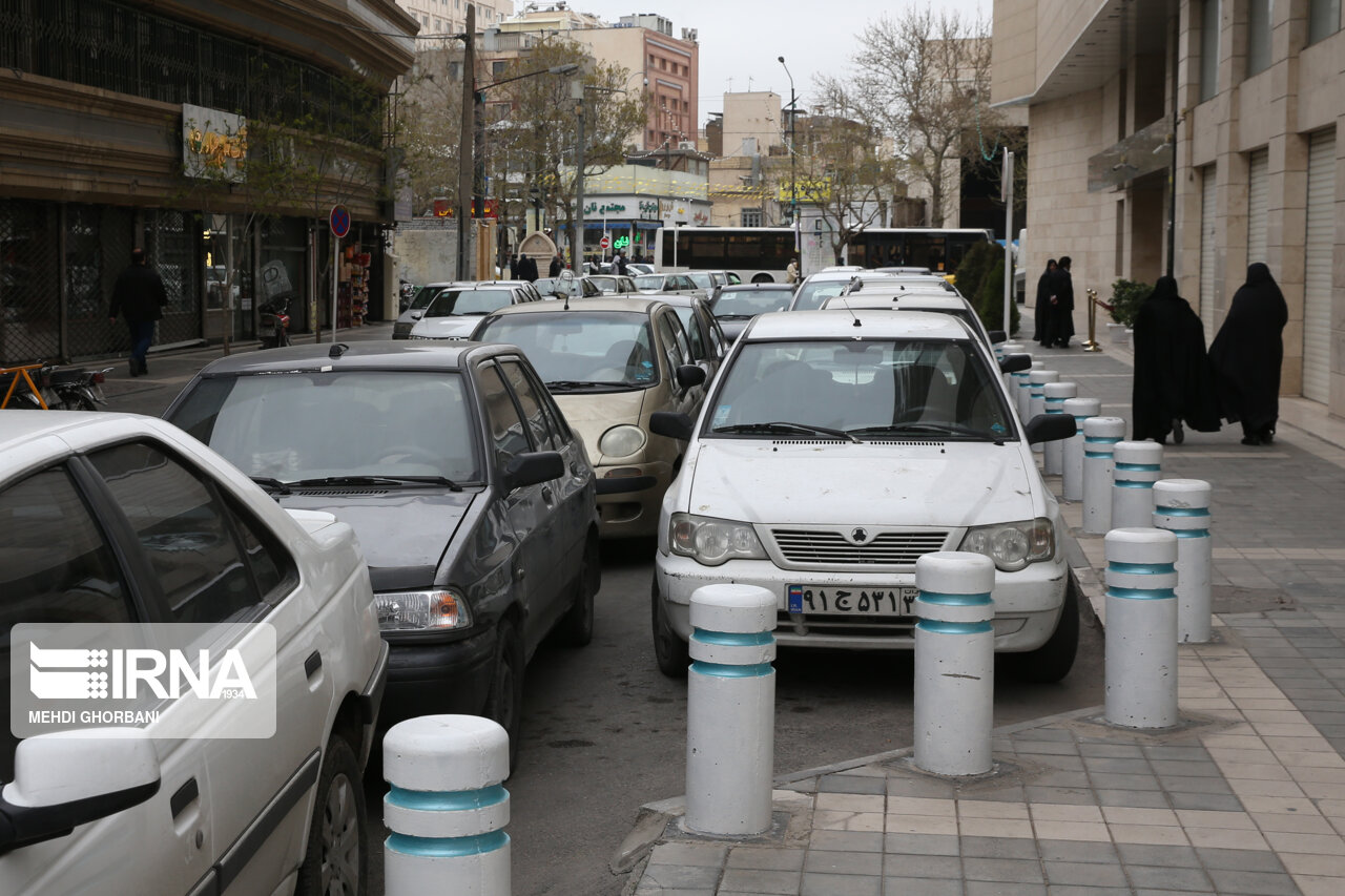 رفع مشکل پارکینگ زائران حرم رضوی، نیازمند توجه دولت
