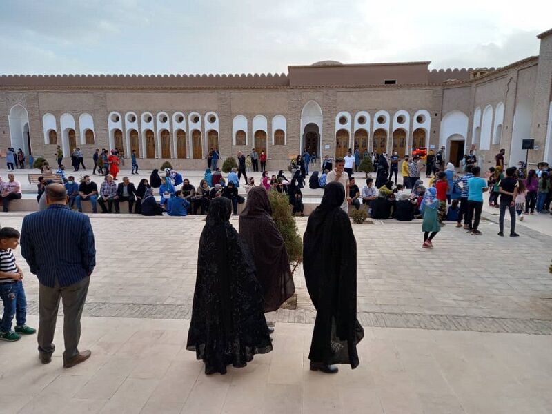 ۳۳۰۰ نفر از بزرگترین خانه خشتی جهان در رفسنجان بازدید کردند