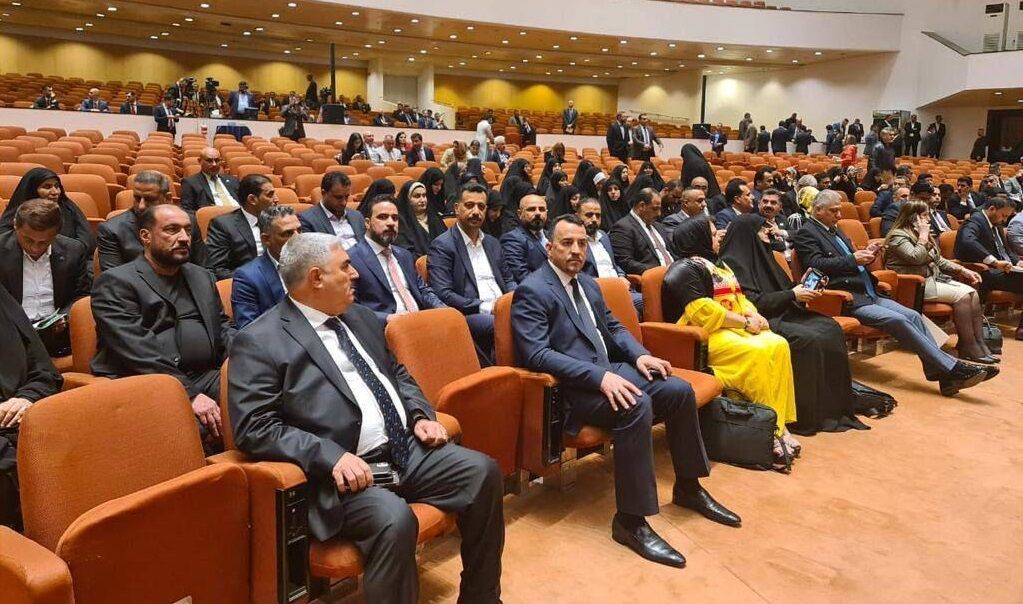 نشست پارلمان عراق به حد نصاب نرسید/تعویق دوباره انتخاب رئیس جمهوری نشست پارلمان عراق به حد نصاب نرسید/تعویق دوباره انتخاب رئیس جمهوری