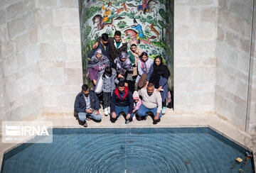 Norouz: les touristes visitent le palais de Niavaran à Téhéran