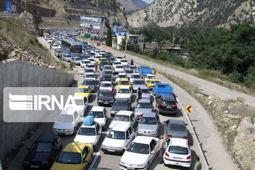 ترافیک سنگین در محورهای مازندران / مسافران پیش از سفر محدودیت‌های ترافیکی را مرور کنند